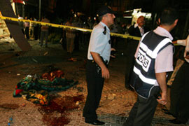 Dua Ledakan Bom Guncang Istanbul, 15 Orang Tewas
