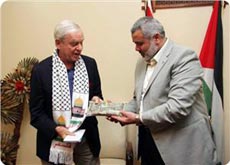 Mantan Diplomat AS Temui Hamas, Tak Peduli Larangan Pemerintahan Bush