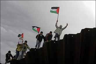 Mahkamah Israel Dukung Pemutusan Pasokan Bahan Bakar dan Listrik di Ghaza