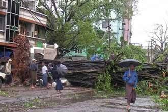 Lebih dari 10 Ribu OrangTewas Akibat  Angin Topan di Myanmar