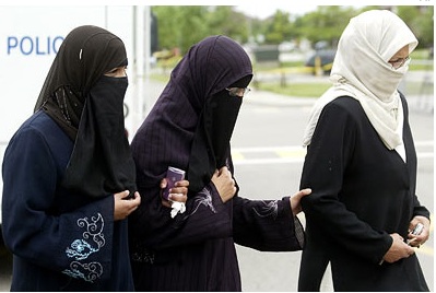 Pemerintah Kanada Diminta Batasi Imigran Muslim