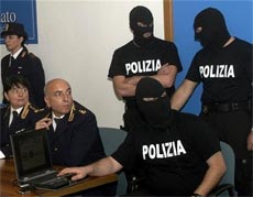 Keamanan Italia Tuding Masjid Perugia Sebagai Markas Latihan Teroris
