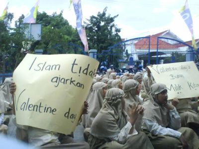 MUI: Haram Rayakan Valentine