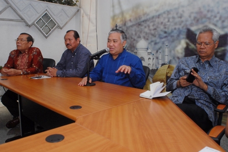 Menyikapi Tokoh Islam yang Terlibat Perayaan Lintas Agama