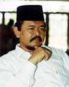 KH. Ali Musthafa Yakub : Perbuatan Riba Menodai Larangan Allah