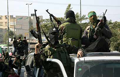 Perbandingan Hamas dengan Tentara Israel 