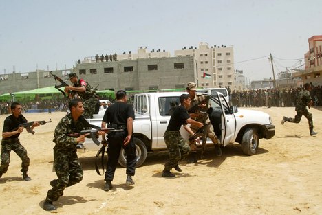 Pakar Politik Israel: Perseteruan Hamas-Fatah Keuntungan Besar Bagi Israel