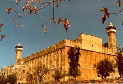 Pemukim Yahudi Masuki Kompleks Masjid Ibrahimi di Hebron