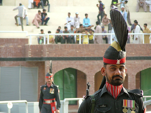 Pakistan Lebih Membuat AS Takut daripada Afghanistan