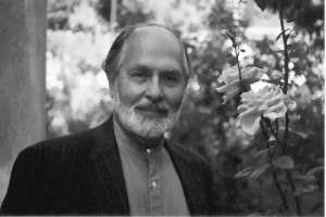 Sayyed Hossein Nasr, Melawan Sekularisme Tapi Menyebarkan Pluralisme Agama