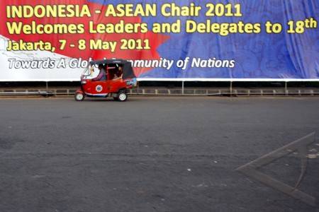 Indonesia Bukan Lagi Adik Kecil Amerika Serikat, Pak Presiden