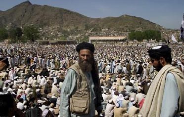 Mimpi Buruk Amerika di Afghanistan (2) Taliban Yang Dekat dan Melindungi Rakyat