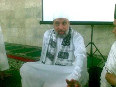 Abdurrahman Al Baghdadi: Khilafah Tidak Akan Tegak Lewat Demokrasi