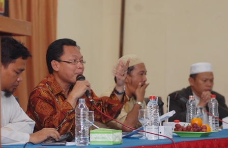 Pengamat Intelijen: Umat Islam Tidak Boleh Jatuh Karena Fitnah atau Mulia Karena Puja-Puji