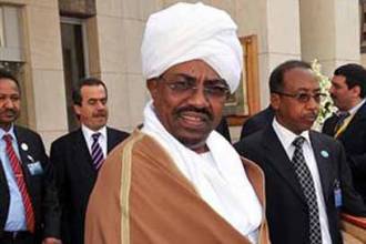 Al-Bashir Usir Semua LSM dan Lembaga Bantuan Asing dari Sudan