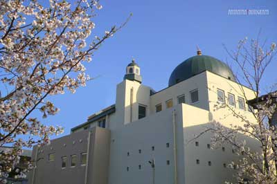 Catatan Pengajian di Bumi Sakura (2): Tantangan Dakwah di Negara Maju