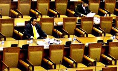 Partai Politik: Das Sein, Das Sollen…