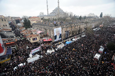 Turki Melepas Kepergian "Mujahid Erbakan"