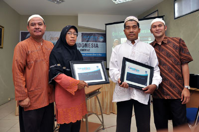 Al-Azhar Peduli Ummat Asuransikan 50 Dai Pelosok