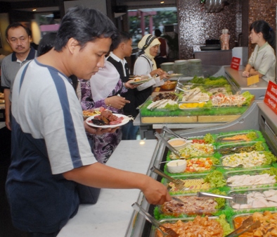Buka Puasa Kalangan Berduit