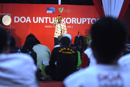 "Koruptor Lebih Jahat dari Teroris!"