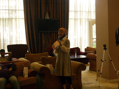 Kesempatan untuk bertanya pada para pengisi acara