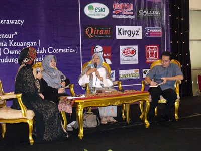 Para pengisi acara talkshow Inspiring Muslimah Preneur