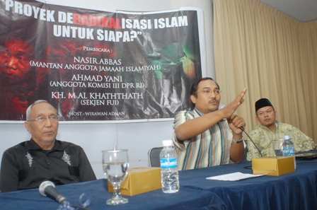 Proyek Deradikalisasi Islam Untuk Siapa?