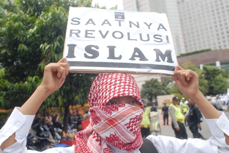 Tuntutan Umat Islam: Bubarkan Ahmadiyah