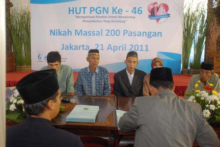 Nikah Massal Pada HUT PGN