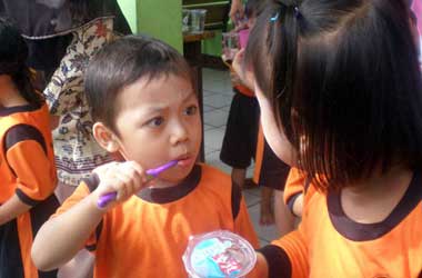 BAKSOS KEM di Paud Anggrek Bambu Apus