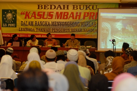 "Ziarah Kubur itu Boleh dan Sunnah, Yang Tidak Boleh Meminta Sama Kuburan"