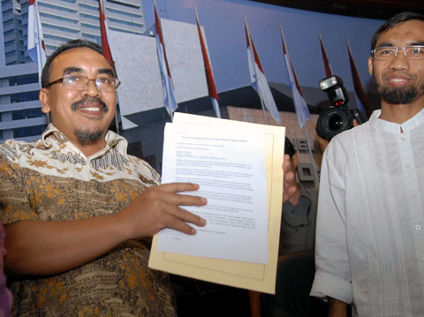 Arifinto DPR Akhirnya Mundur