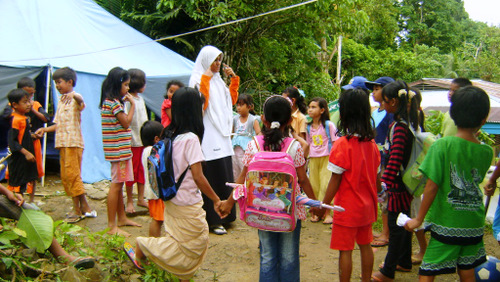 Rumah Zakat Kembali Salurkan Paket Bantuan Ke Mentawai