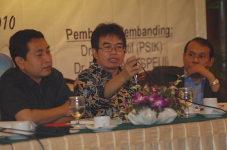 Islamisasi Ruang Publik Bukan Ancaman Demokrasi