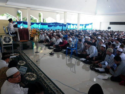 Terorisme, antara Konspirasi Barat dan Lemahnya Pembinaan Umat