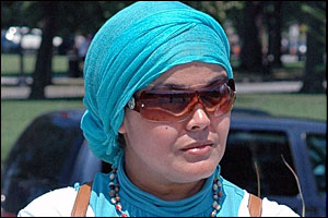 Farah Kinani, Berdakwah untuk Anak-Anak Non-Muslim