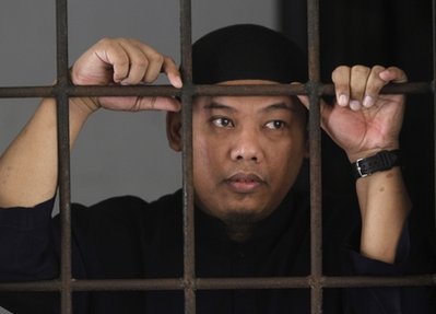 Sofyan Tsauri, Pemasok Senjata "Al-Qaidah" Aceh Divonis 10 Tahun
