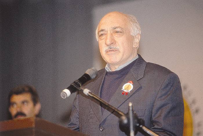 Gerakan Gülen, Menciptakan Masyarakat Relijius dan Cerdas