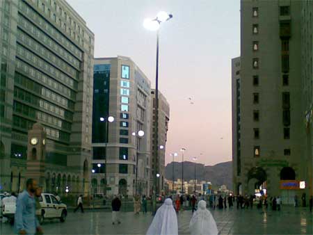 Pondokan Indonesia di Mekkah Relatif Jauh, di Madinah Dekat Nabawi