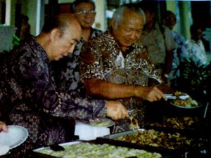 Siapa Sebenarnya Suharto? (5)
