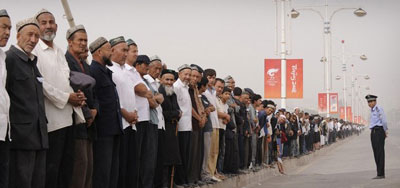 China Tangkap 1300 Muslim