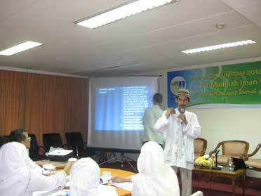 Madinah Iman Wisata Gelar Manasik Umroh