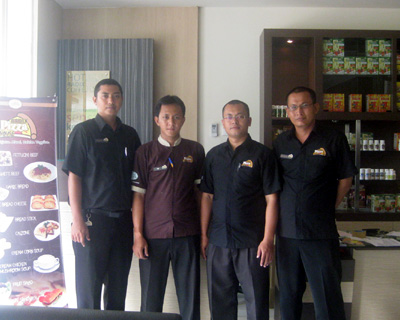 Radix Pizza House “Menjaga Perut Umat Islam”