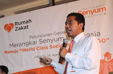 Rumah Zakat Menuju “World Class Socio-Religious NGO”