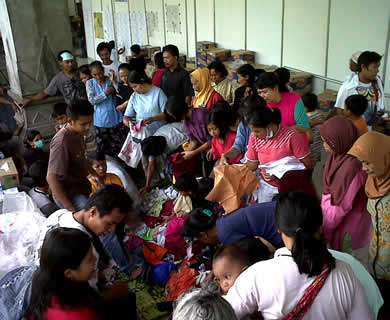 Umat Islam Tiga Dusun Diberkati Di Dalam Masjid