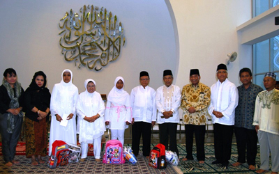 50 Anak Yatim Piatu Berbuka Puasa Bersama di Hotel Grand Sahid Jaya