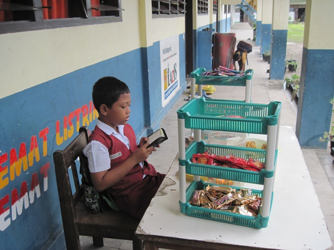 Siswa SD Juara Belajar Entrepreneurship Di Kedai Juara
