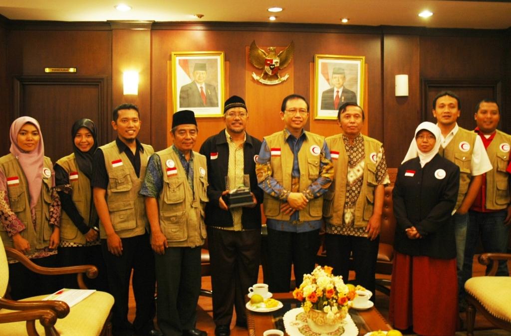 BSMI Dapat Dukungan Ketua DPR Memberikan Beasiswa kepada Dokter Palestina