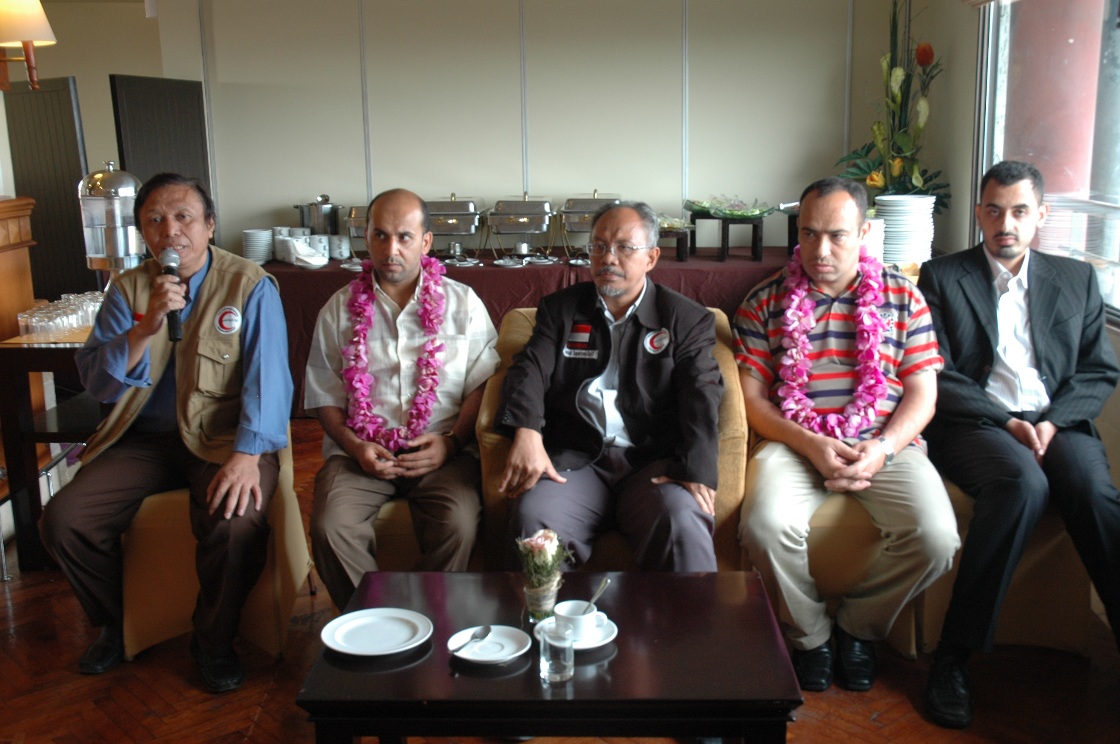 Bersama BSMI, 3 Dokter Palestina Tiba di Indonesia untuk Pendidikan di UGM dan UI
